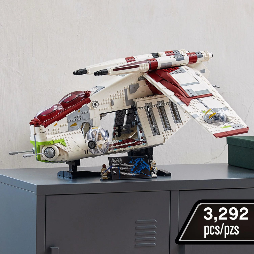 LEGO Star Wars Republic Gunship 75309 UCS Display Model Kit T9402