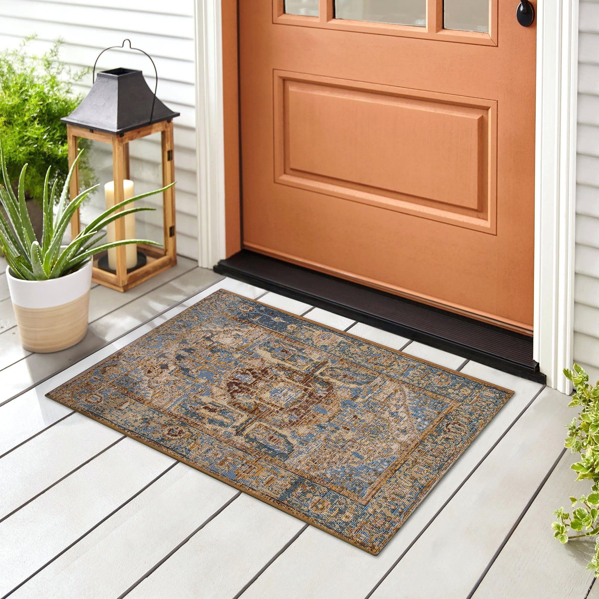 Esencia Heriz Indoor Outdoor Mat with Non-Skid Backing