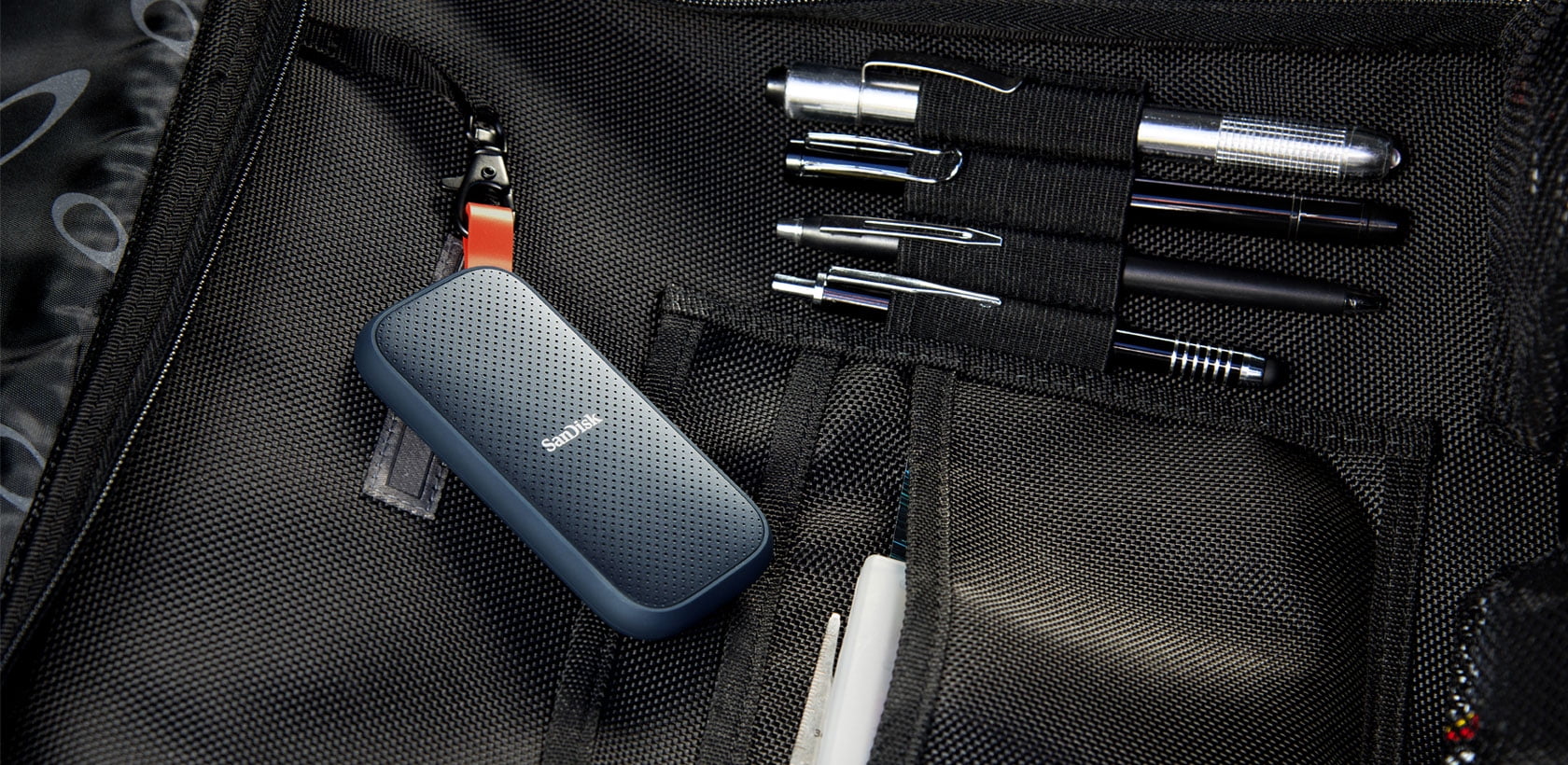 1TB Portable SSD C38437