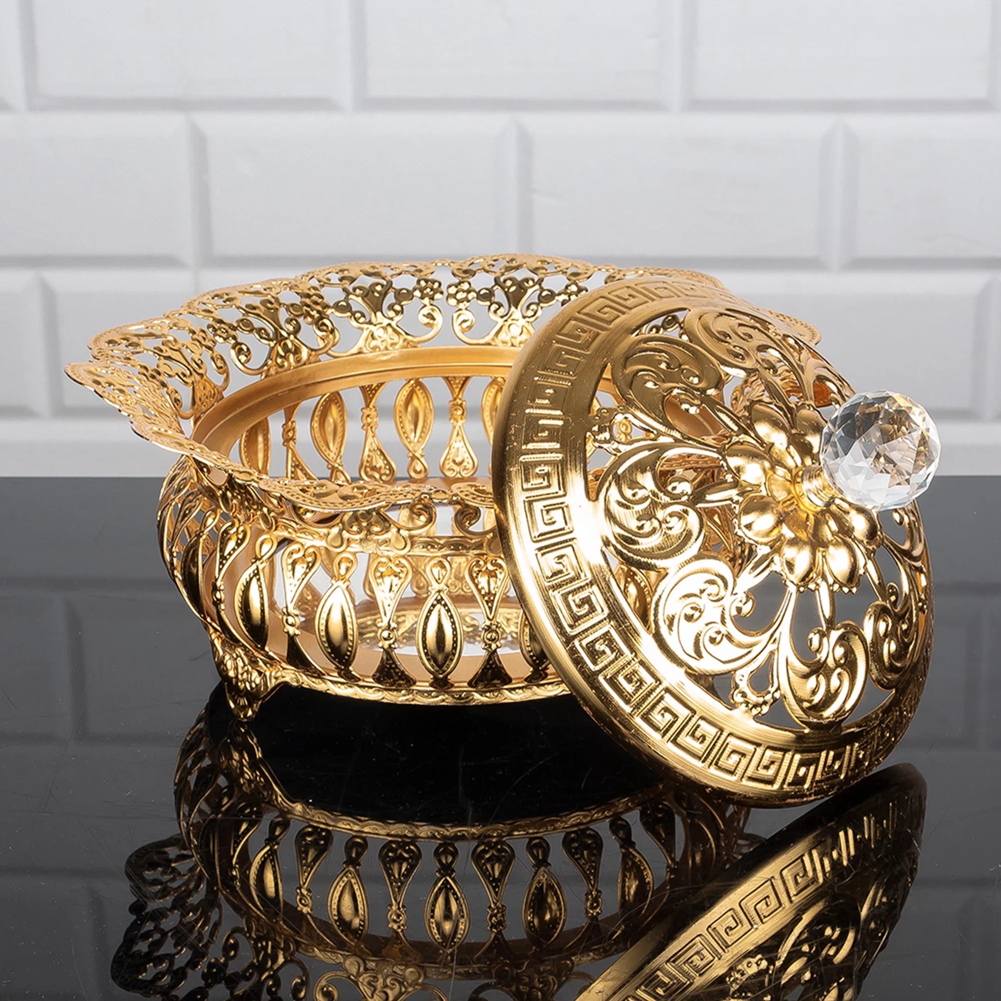 Sugar Serving Bowl with Lid and Crystal Top, Stainless Metal Candy Dish, Footed Gold Candy Jars, 8.7 in O2626