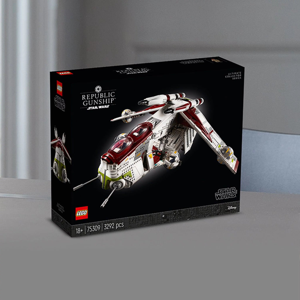 LEGO Star Wars Republic Gunship 75309 UCS Display Model Kit T9402