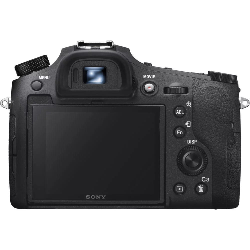 32GB Digital Camera with Extra Battery and LED Kit I94142