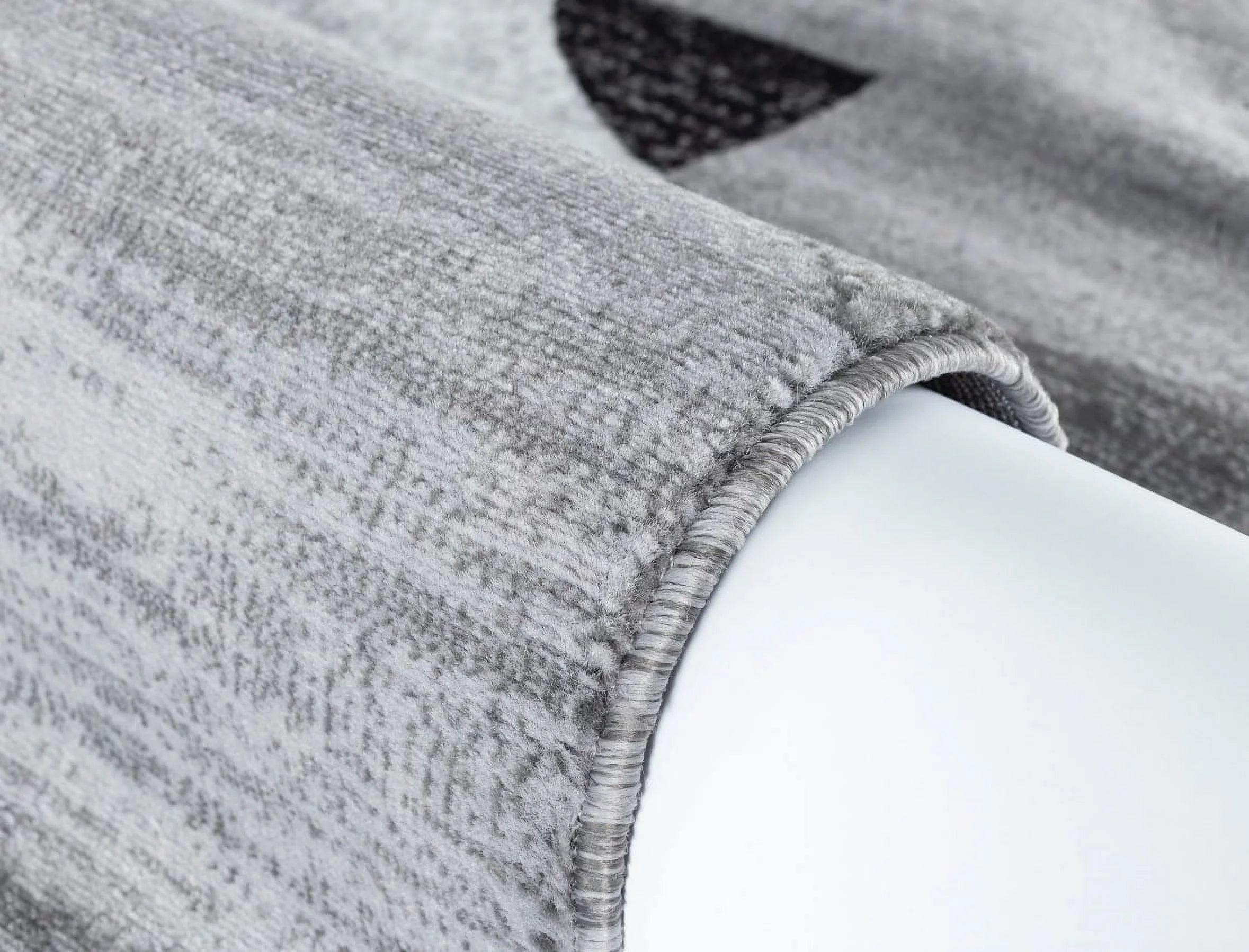 Grey Black White Abstract Area Rug H803