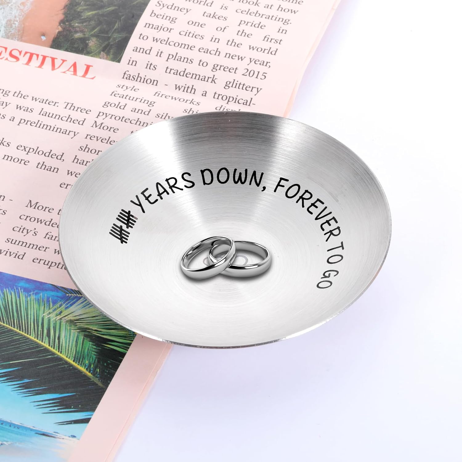 10 Year Anniversary Ring Holder C252