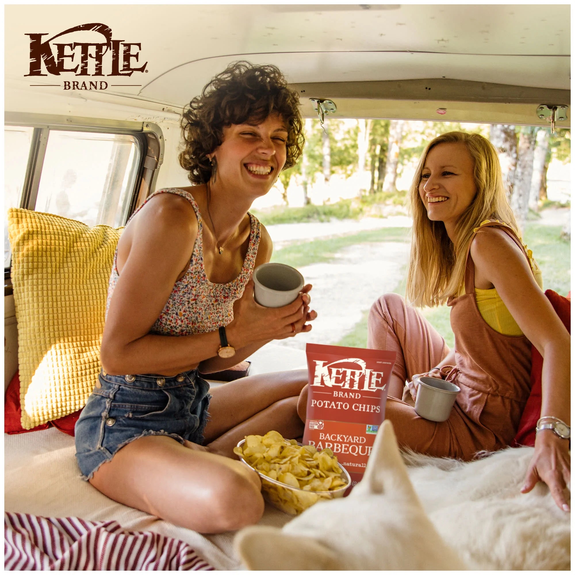 Backyard Barbeque Kettle Chips, 8.5 oz A455