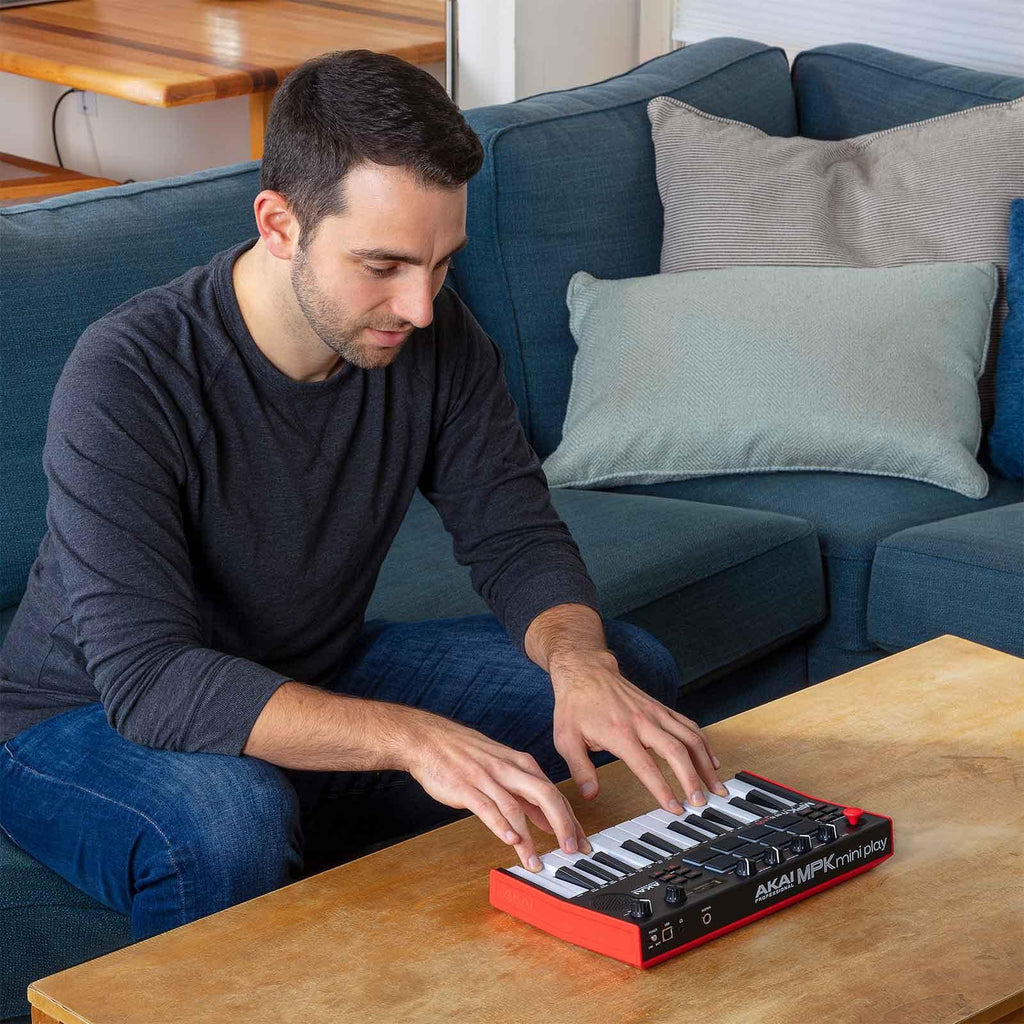 MPK Mini Play MK3 Standalone Mini Keyboard with EVA Case Package U163608