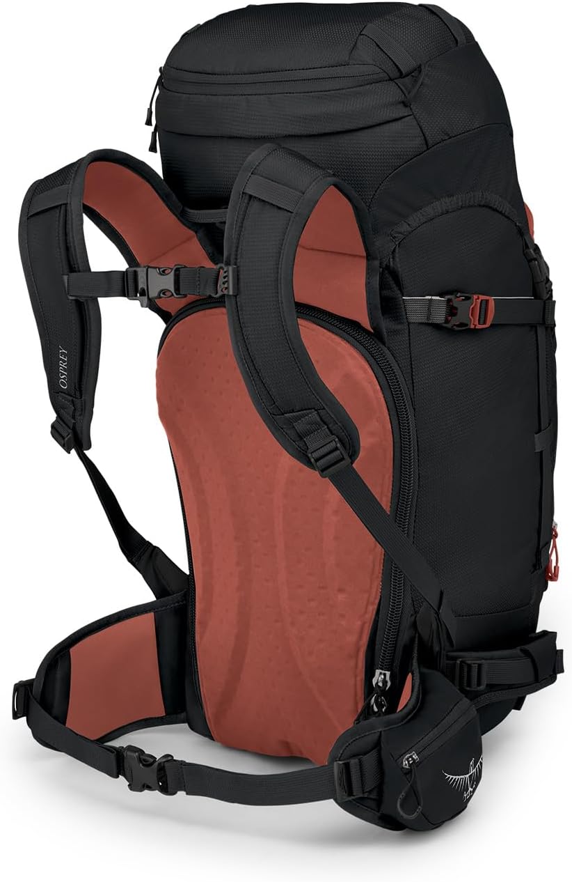 Black 40L Ski and Snowboard Backpack M4192