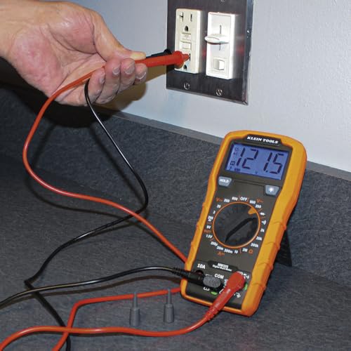 Digital Manual-Ranging 600V AC/DC Multimeter D93445