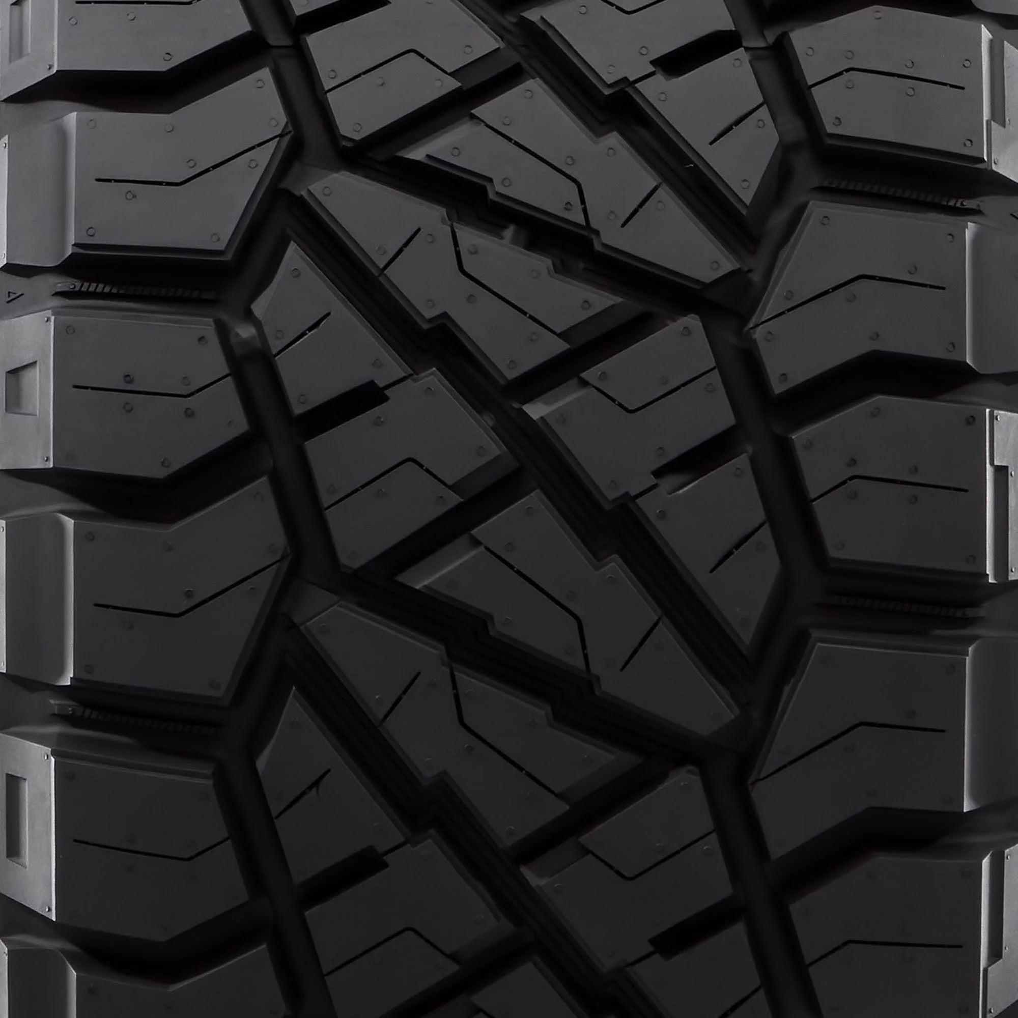 265/65R18 116T XL All Terrain Light Truck Tire X70335