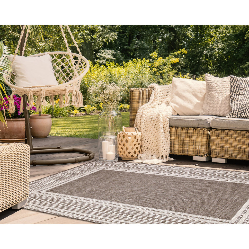 Malibu Etched Border Indoor Outdoor Area Rug