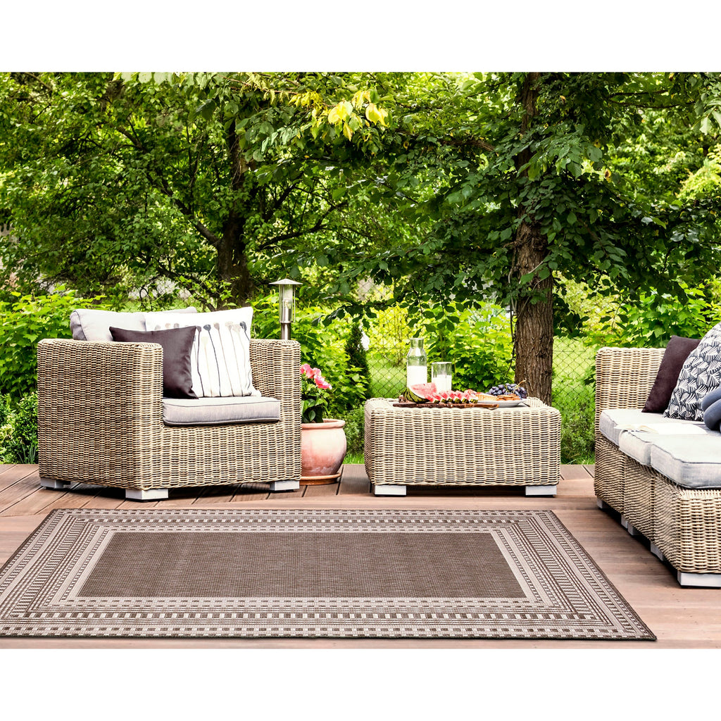 Malibu Etched Border Indoor Outdoor Area Rug