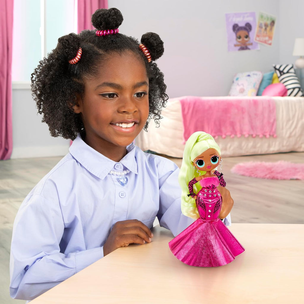 Fashion Doll with Transforming Fashions and Accessories M54952