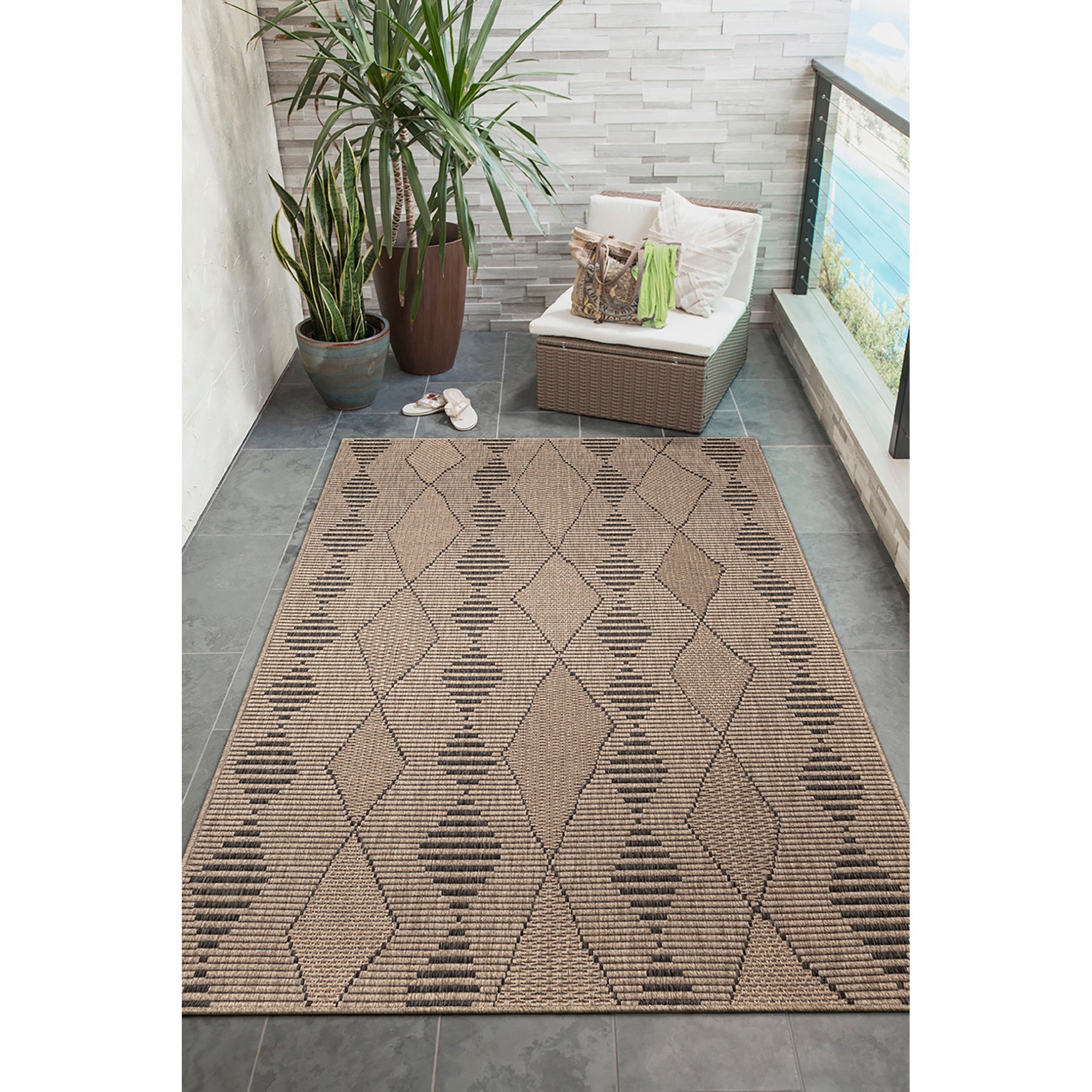 Monaco Diamonds Indoor Outdoor Area Rug