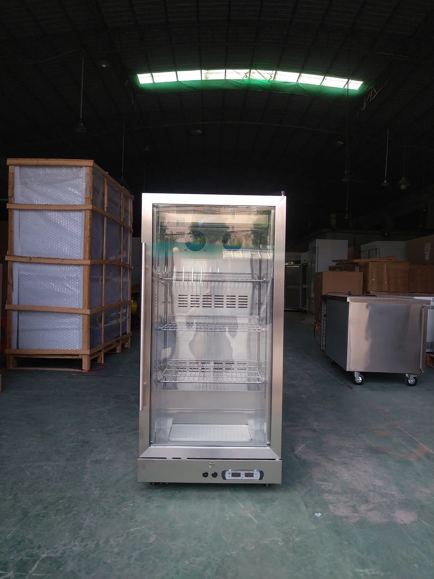 Commercial Dry Aged Beef Fridge, 268L, 4 Tiers V415047