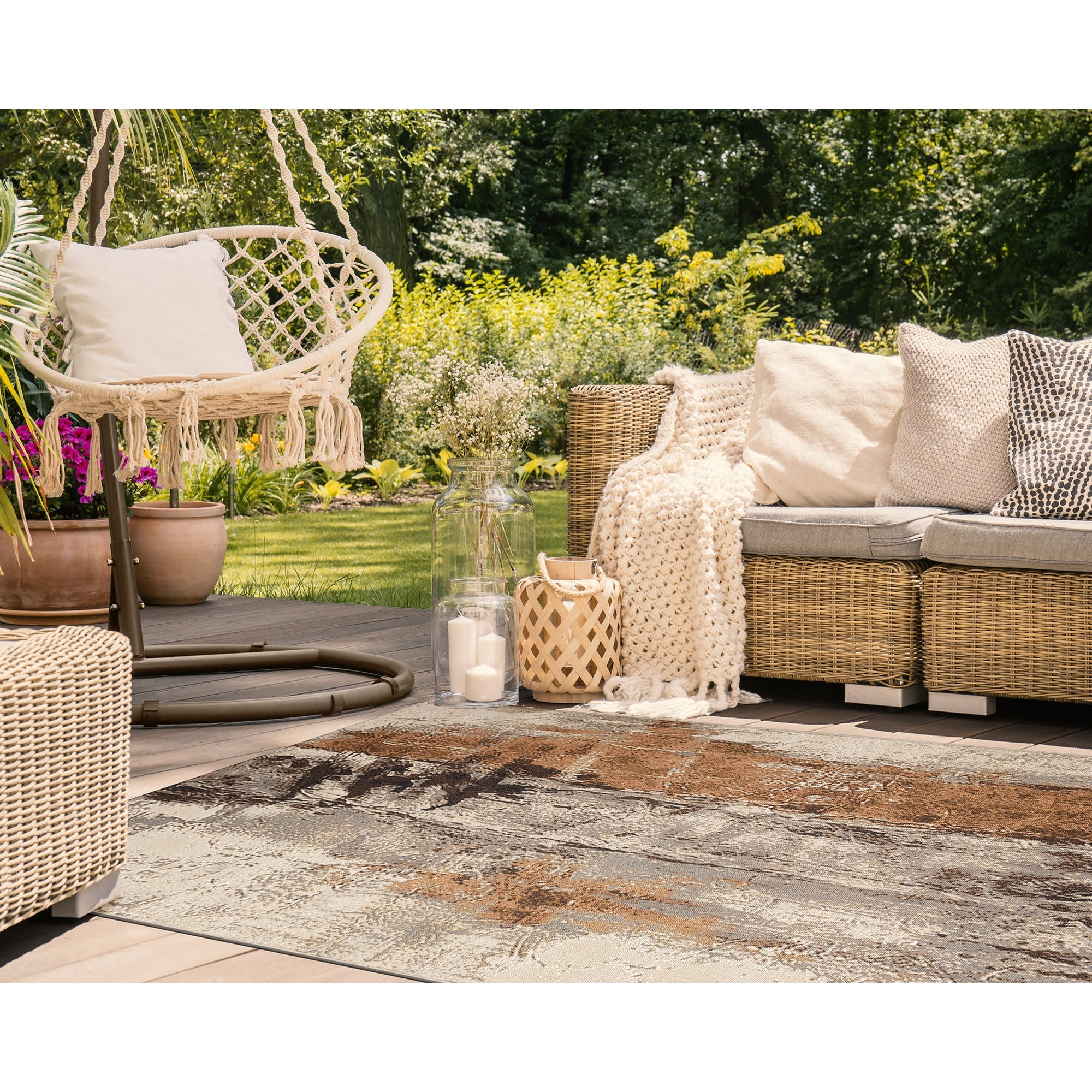 Marina Moderne Indoor Outdoor Area Rug