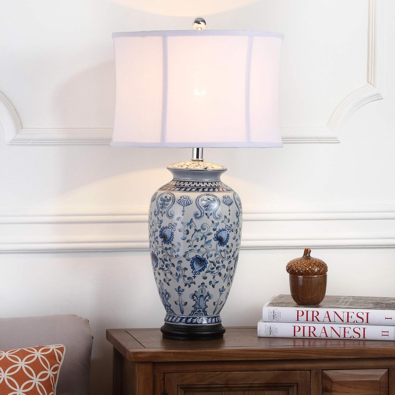 Blue/ White Ginger Jar Table Lamp W491596