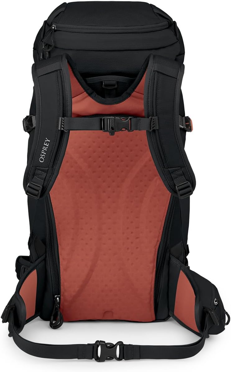 Black 40L Ski and Snowboard Backpack M4192