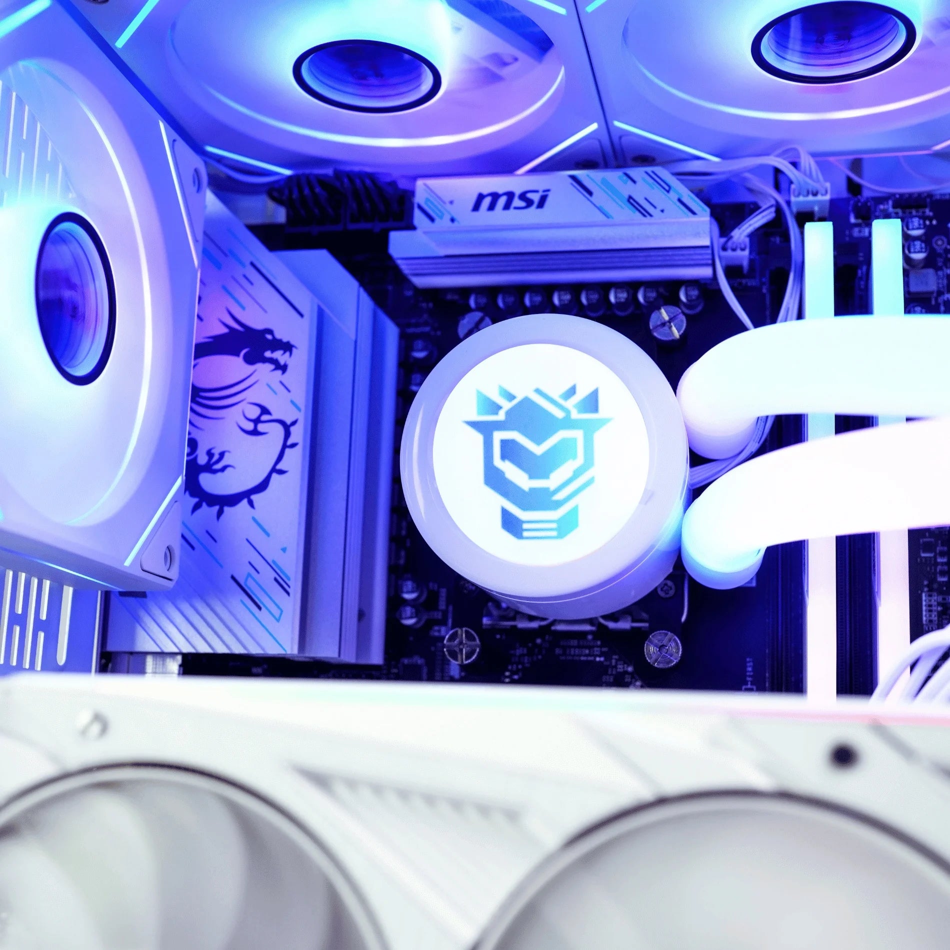 AMD Ryzen 7 9800X3D NVIDIA GeForce RTX 4080 SUPER Gaming PC L46391