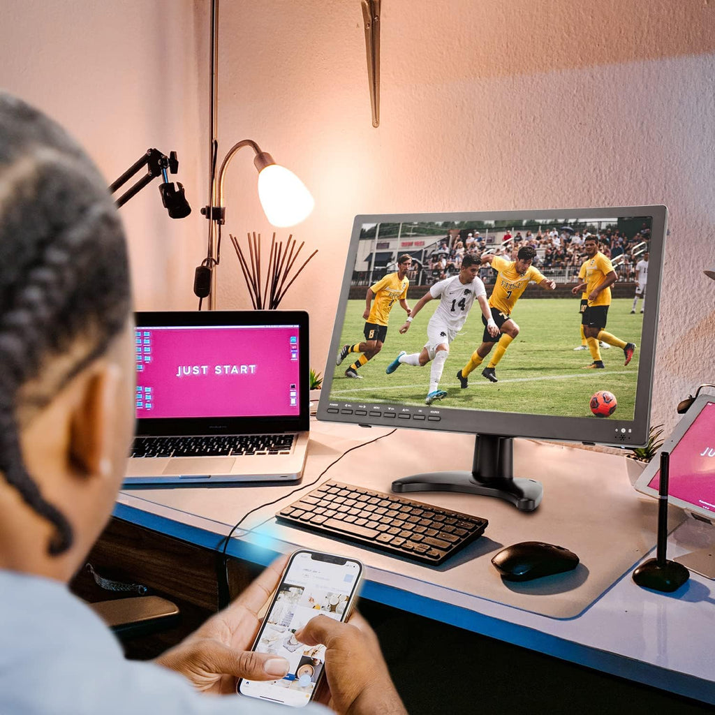 17 inch Widescreen LED Portable TV with ATSC Digital Tuner U929104