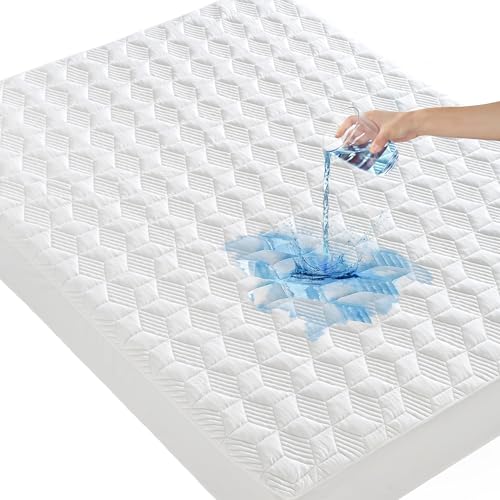 Queen Rayon Bamboo Mattress Protector with Deep Pocket W136853