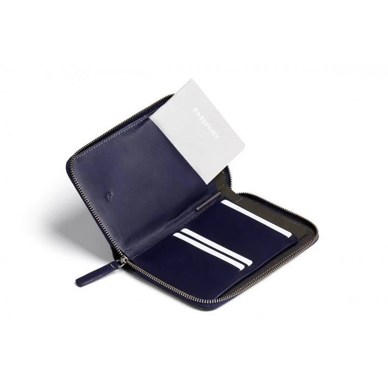 Navy Travel Folio P502356