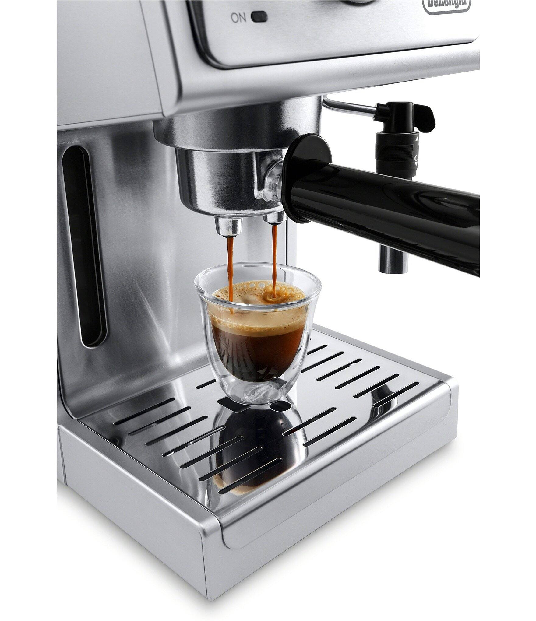 15-Bar Pump Espresso & Cappuccino Machine Z635022