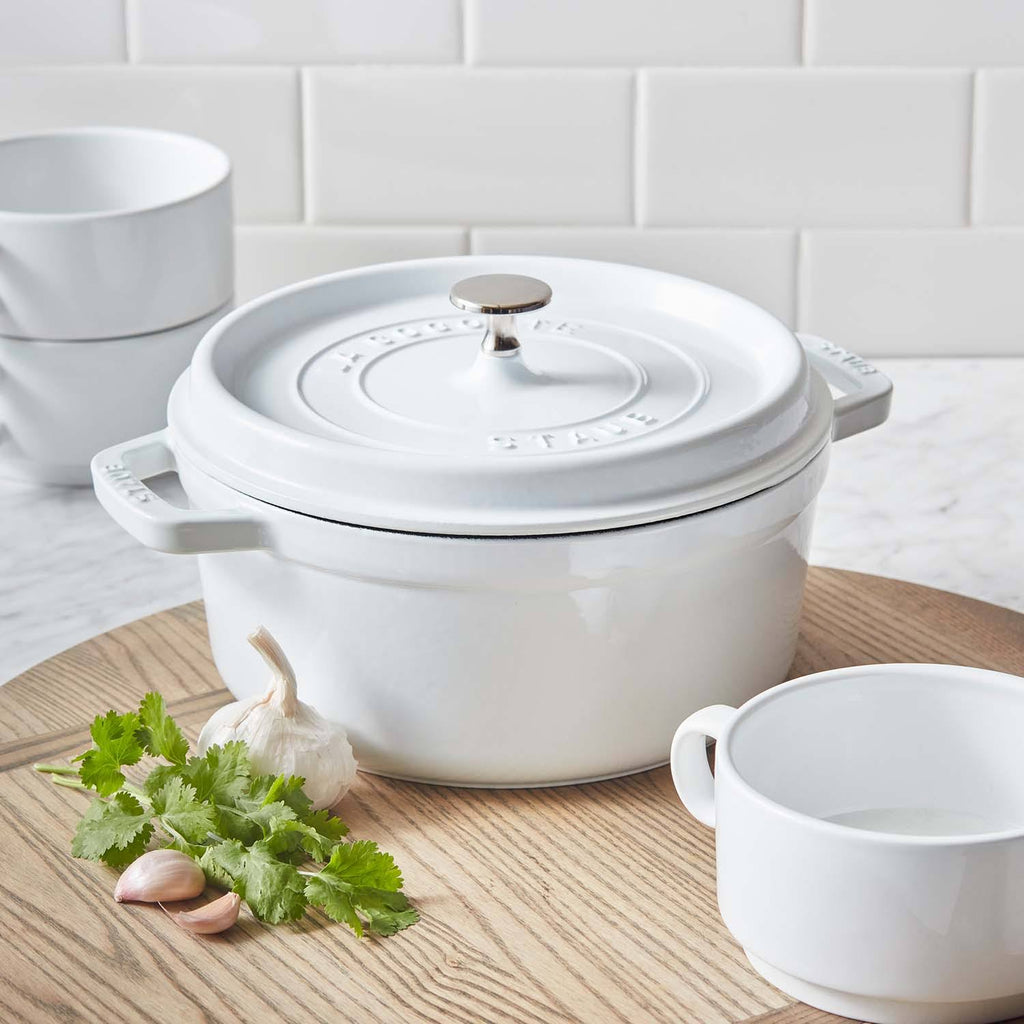 Dark Blue Cast Iron 4-Quart Round Cocotte T45011