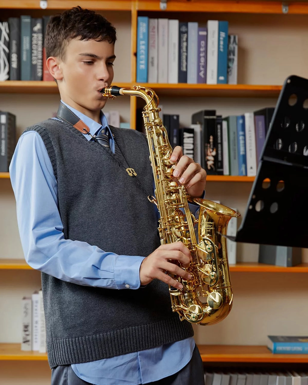 Gold Lacquer Alto Saxophone with Stand X450