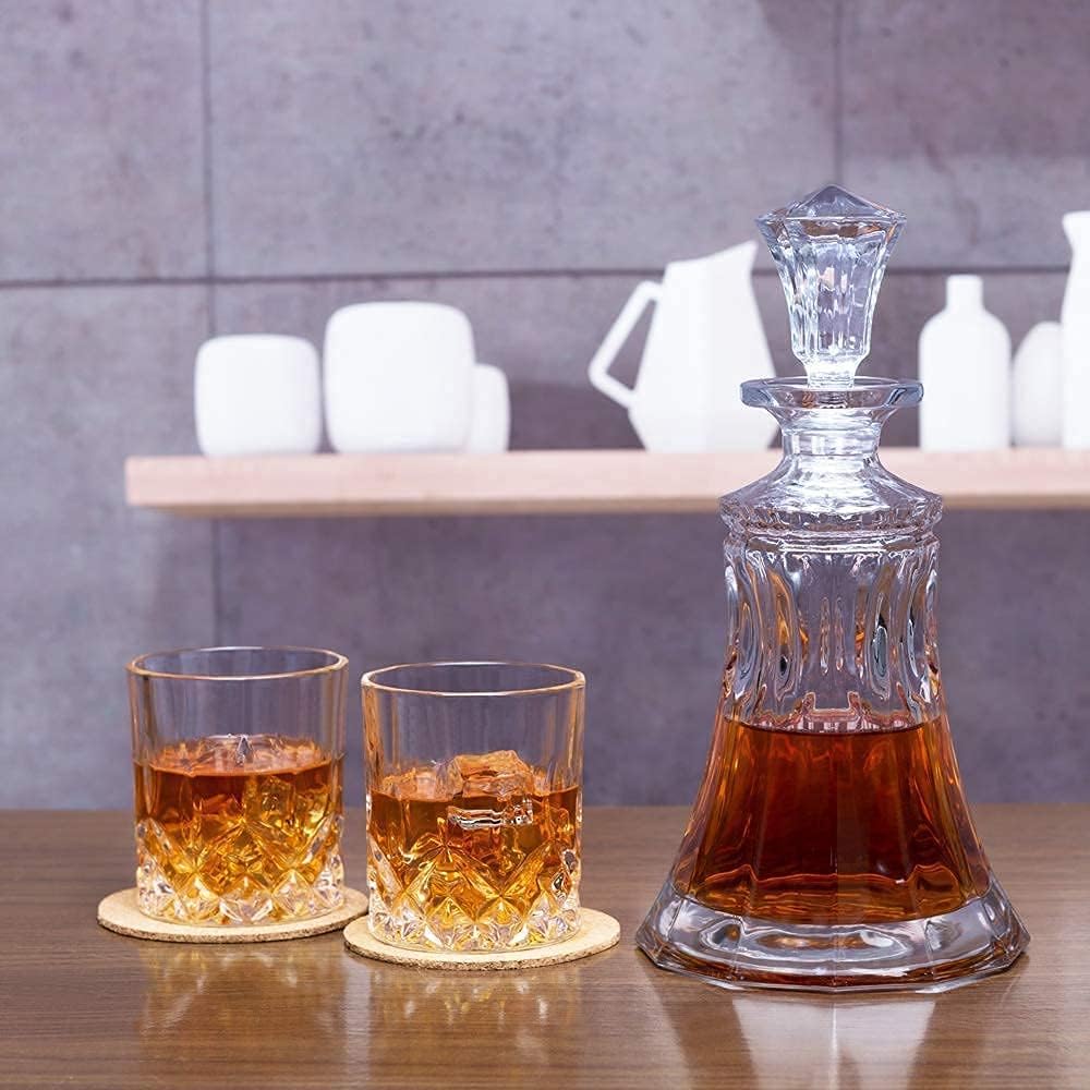 Whiskey Decanter Set With 4 Glasses, 9-Piece Crystal Decanter Set Y10344