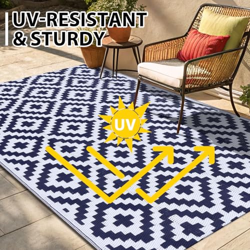 Black & Beige 5x8 ft Reversible Plastic Straw Outdoor Rug U1218