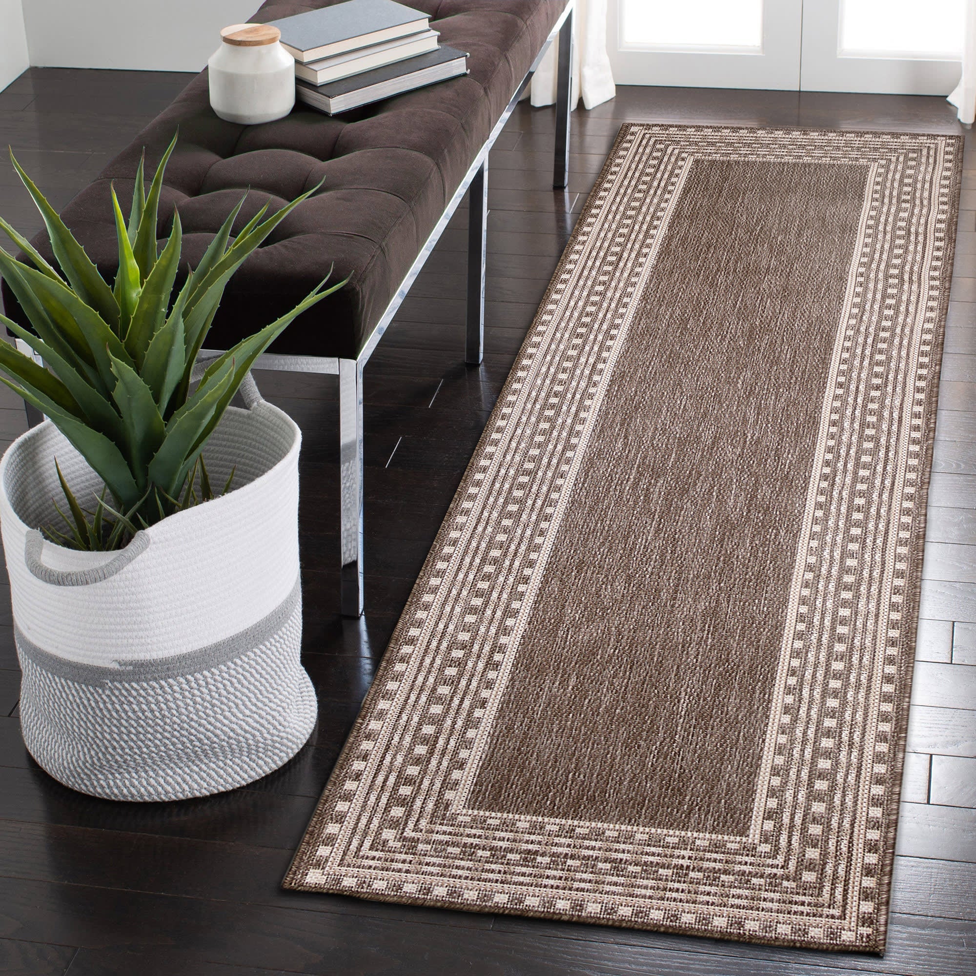 Malibu Etched Border Indoor Outdoor Area Rug