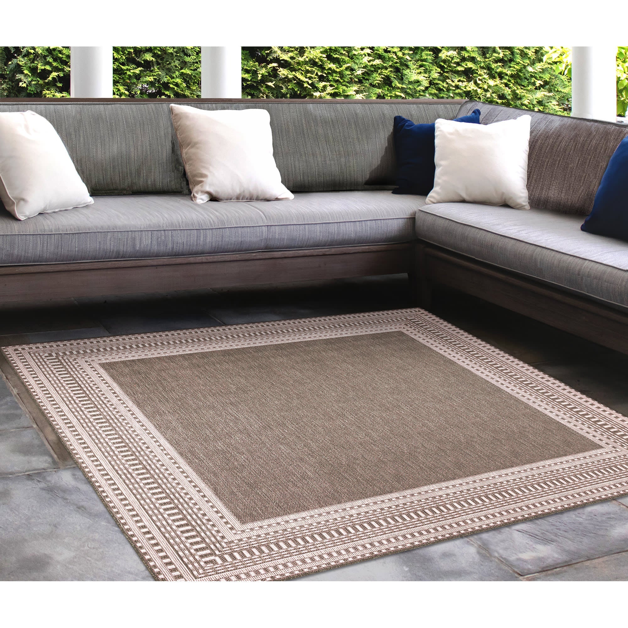 Malibu Etched Border Indoor Outdoor Area Rug