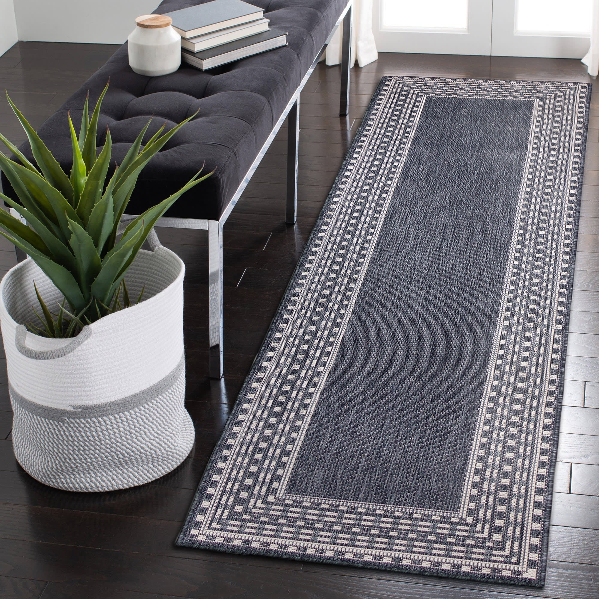 Malibu Etched Border Indoor Outdoor Area Rug