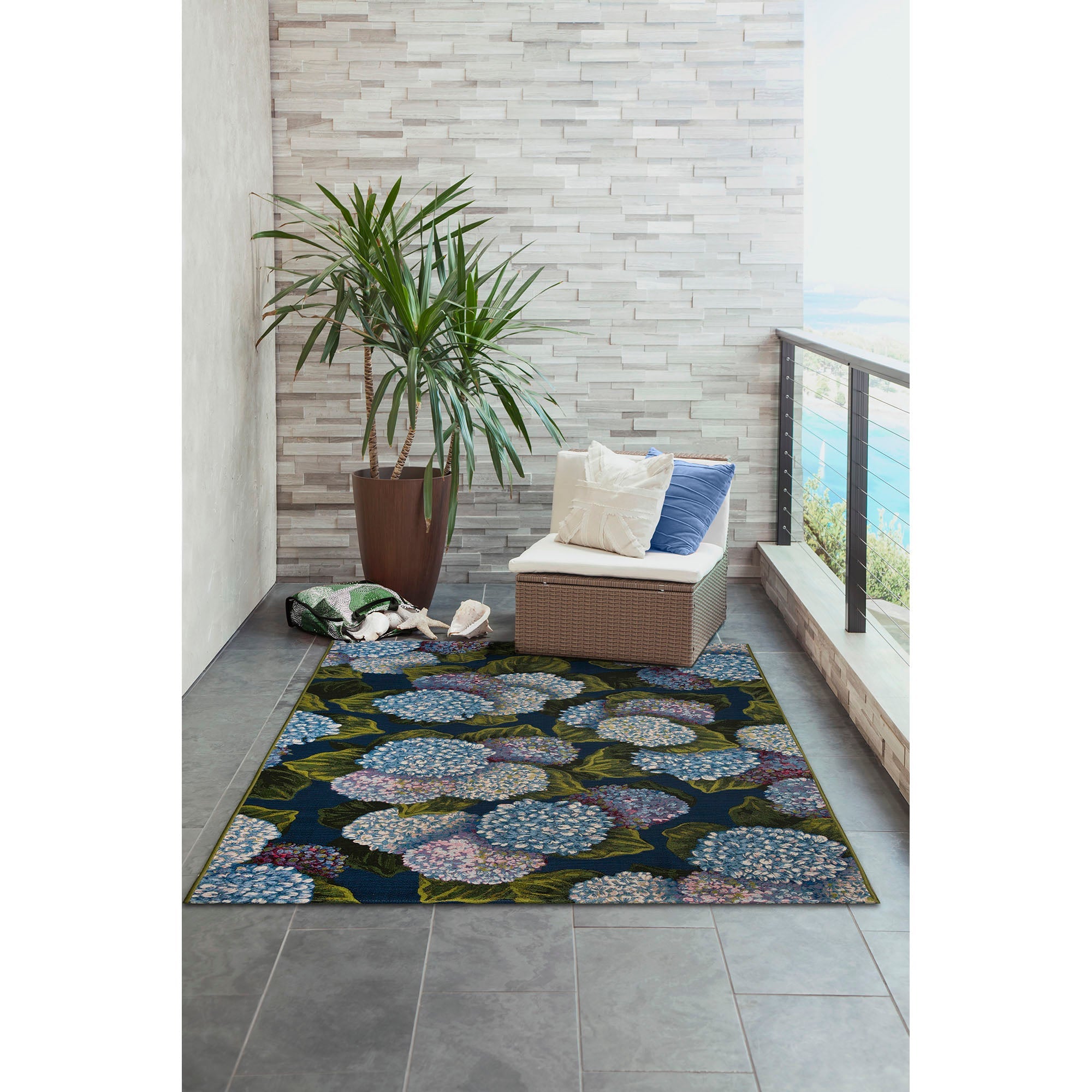 Marina Hydrangea Blooms Indoor Outdoor Area Rug