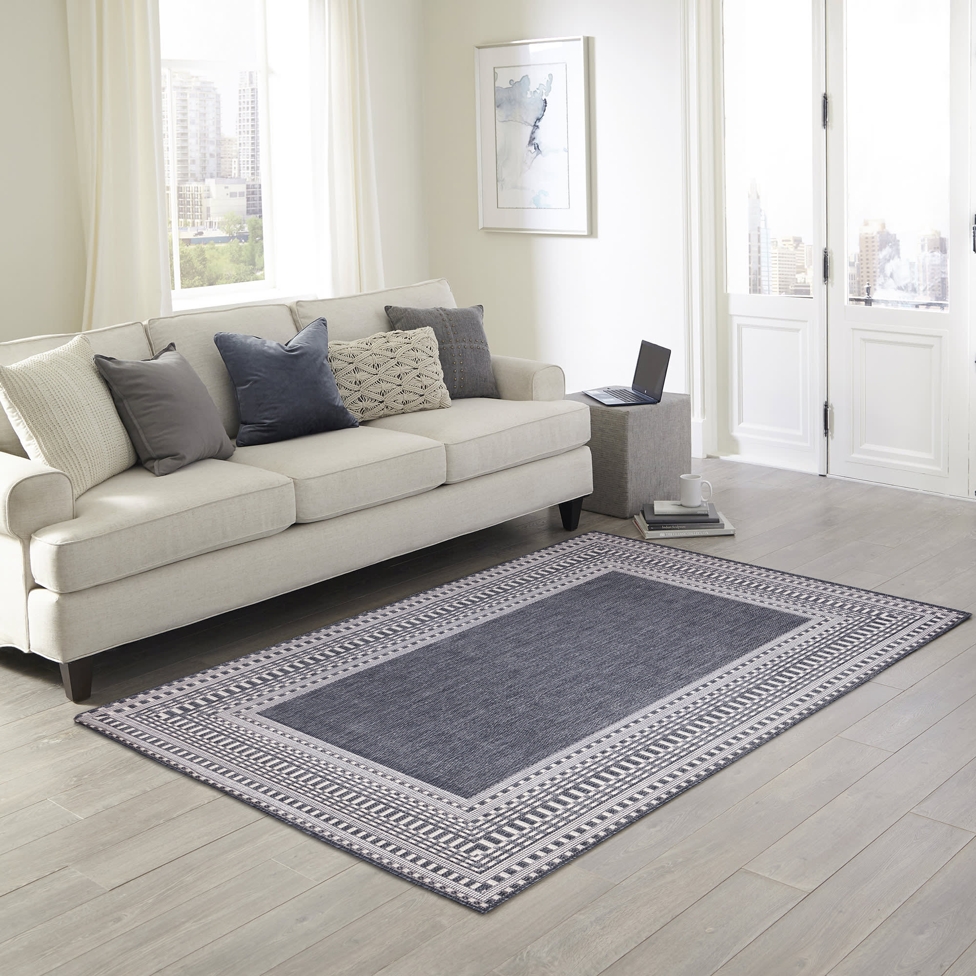 Malibu Etched Border Indoor Outdoor Area Rug