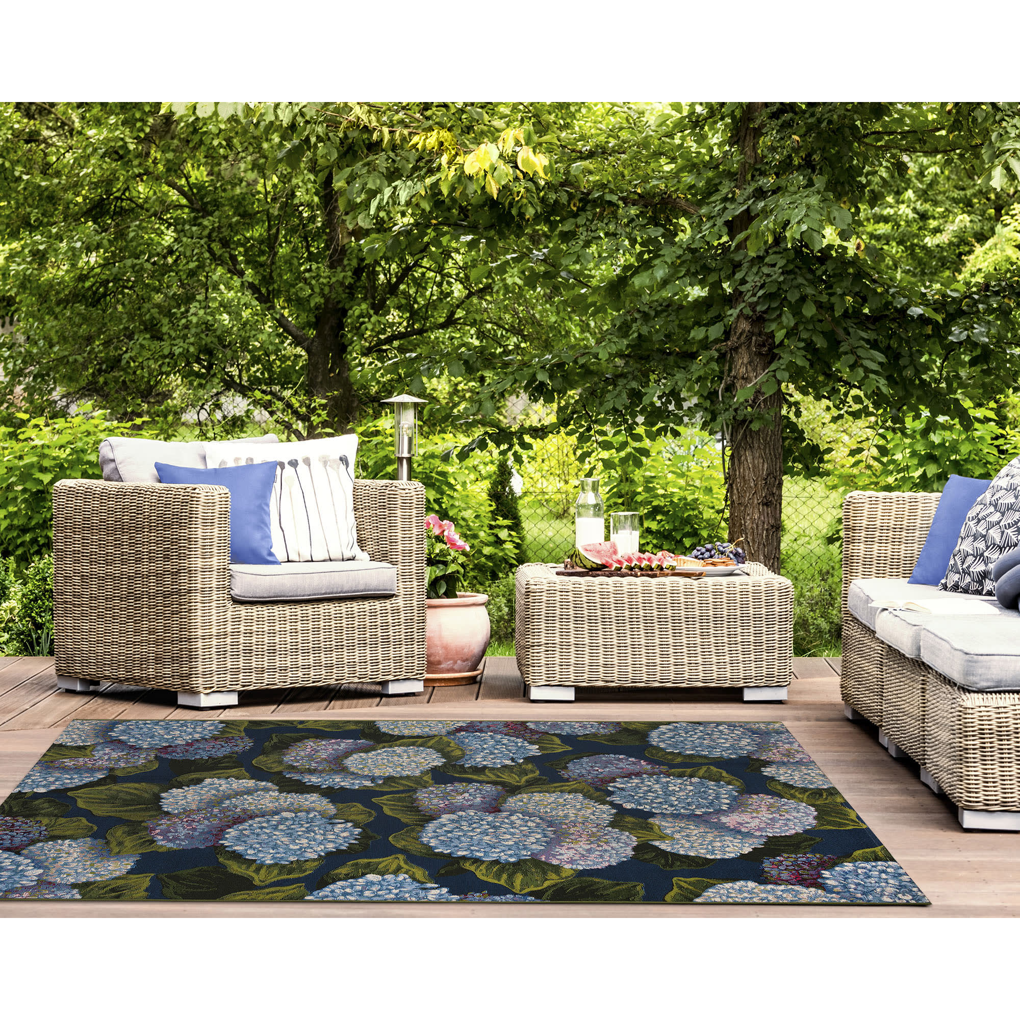 Marina Hydrangea Blooms Indoor Outdoor Area Rug